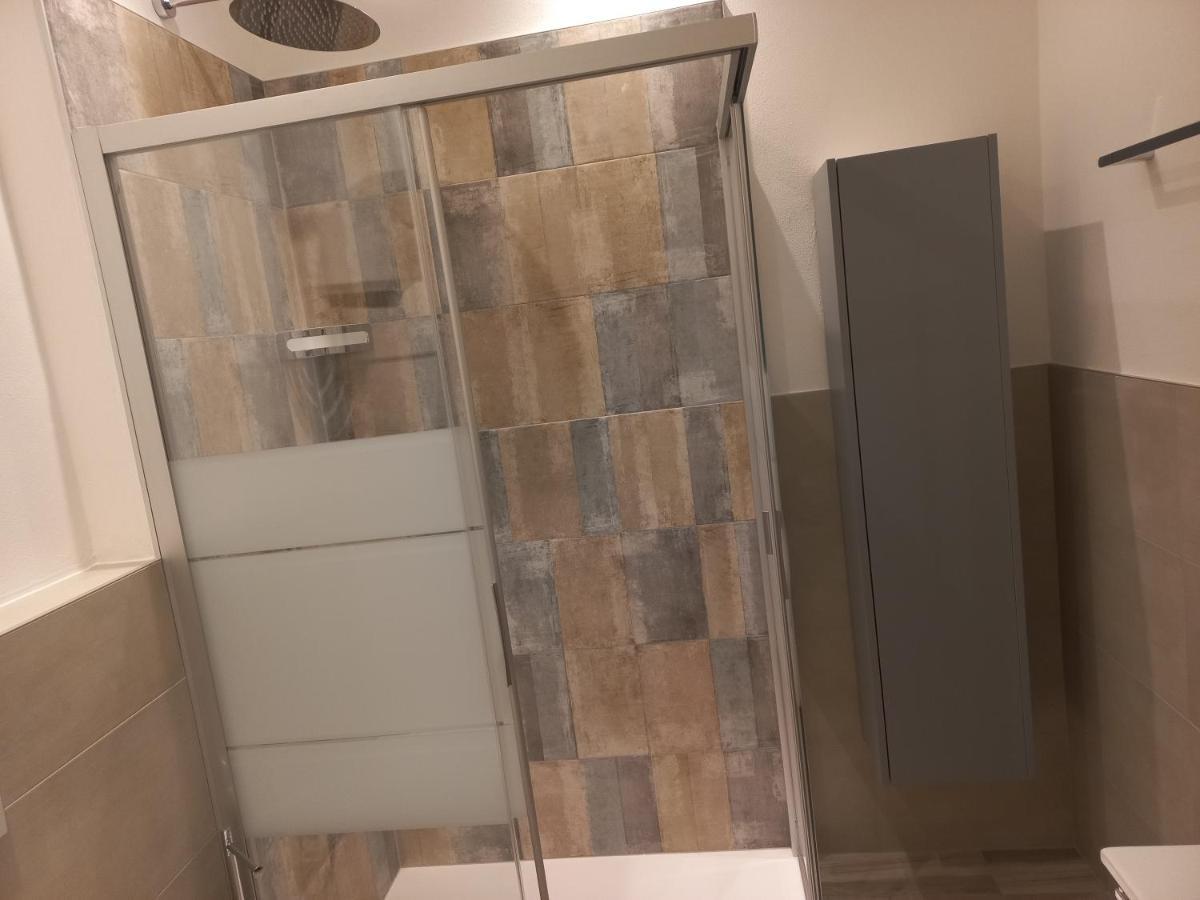 Studio-Appartment - Hotel Lux Μεράνο Εξωτερικό φωτογραφία