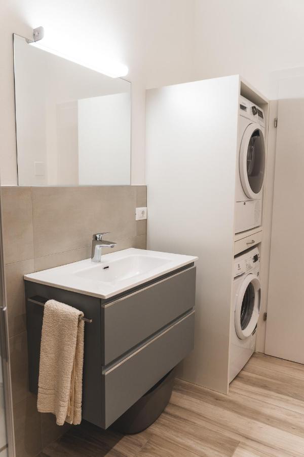 Studio-Appartment - Hotel Lux Μεράνο Εξωτερικό φωτογραφία